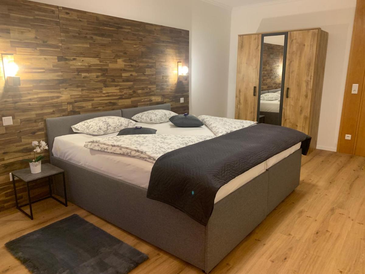 Exclusive Holiday Apartments Villach Esterno foto